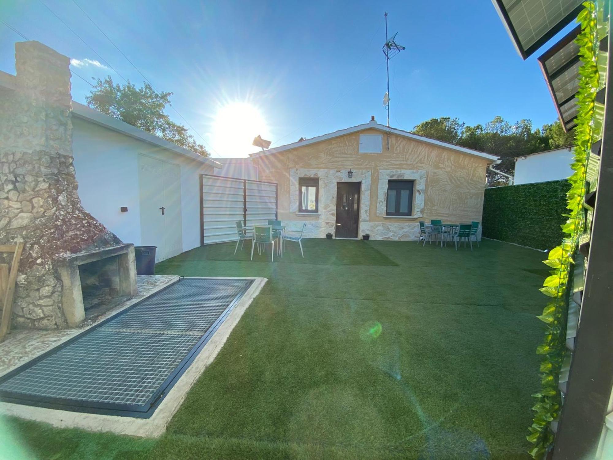 Casitas El Raso Villa Aldeamayor de San Martin Exteriör bild